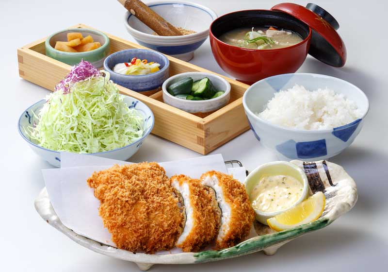 天然はもかつ定食写真